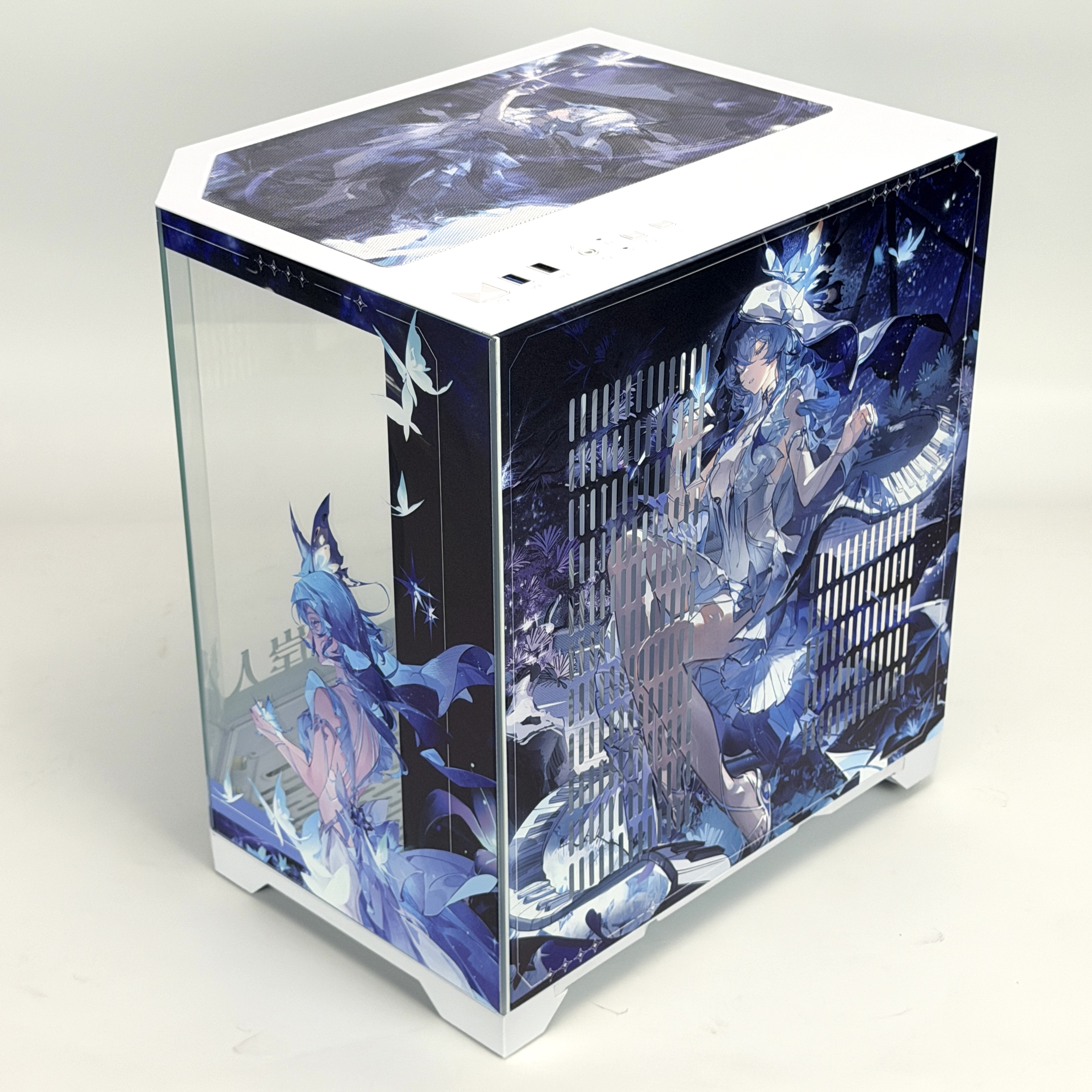 Корпус Shorekeeper — Wuthering Waves | mini-ATX | 7 вентиляторов | Белый